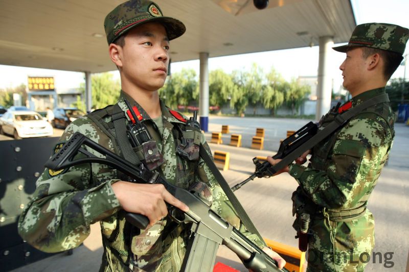 北京武警四支队为实战练兵 快如闪电的动作完美的诠释了兵贵神速(4)