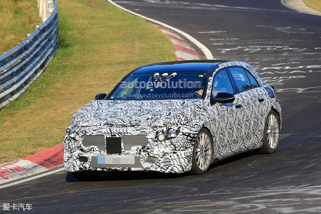 细分车型对抗s3 梅赛德斯-amg a40谍照