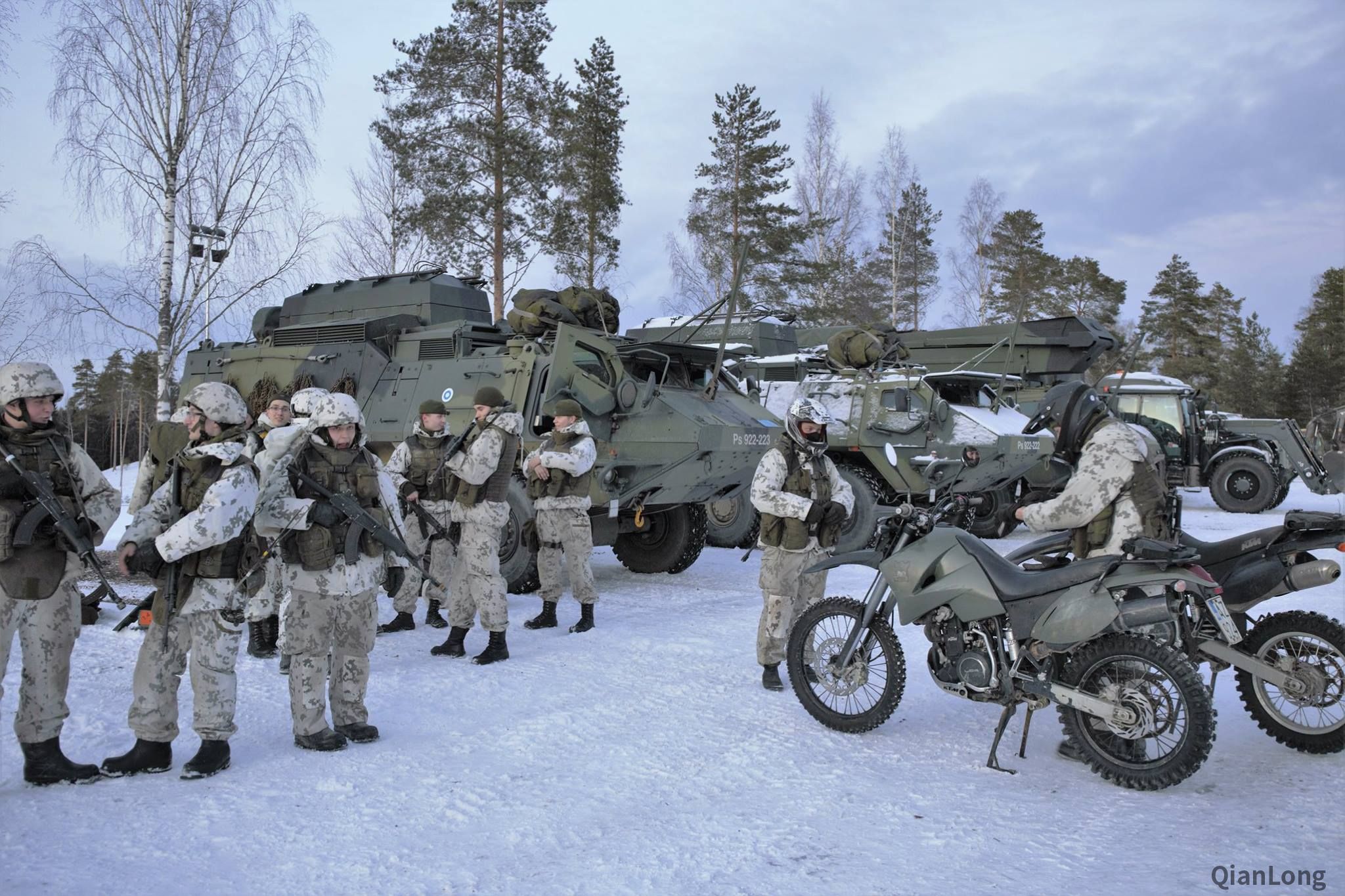 芬兰陆军演习士兵脸上涂了什么2