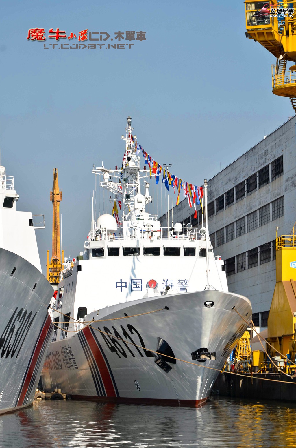 新一年继续下饺子网友拍摄多艘在建军舰和海警船塞满船厂4