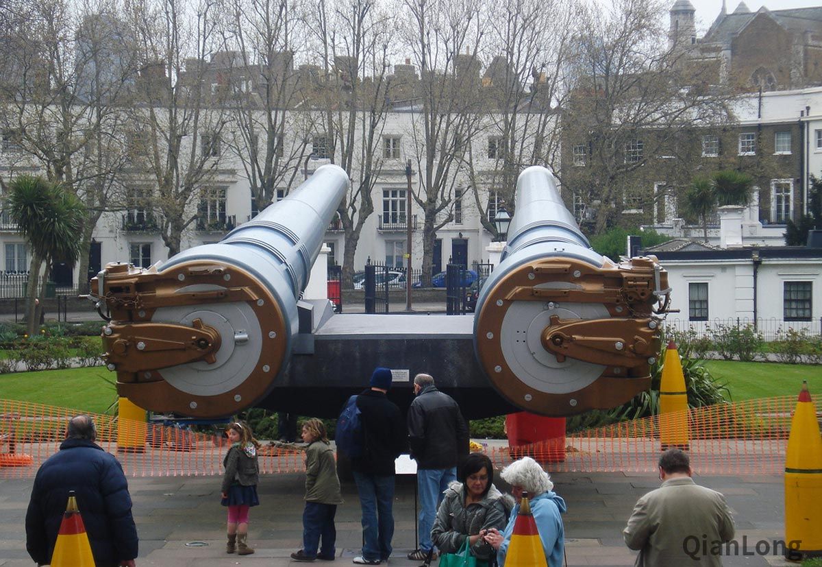 曾在诺曼底登陆射出692枚炮弹英军罗伯茨级浅水重炮舰