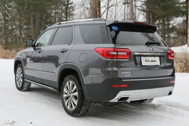 强芯之作 试驾长安cs95旗舰suv