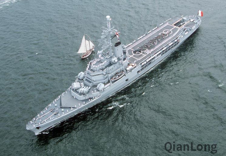 日媒称法国大型训练舰将穿越南海 与自卫队举行联训牵制中国