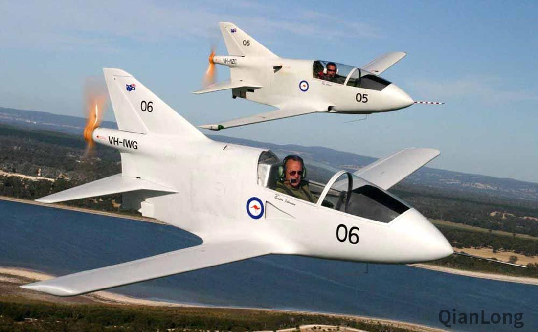 曾入选吉尼斯并在007电影中出镜 军迷实拍世界最小喷气机bd-5j(2)