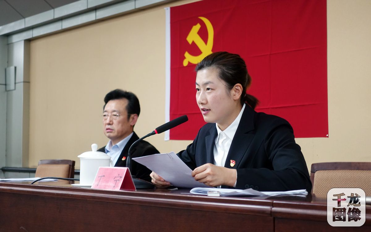 丁宁作为运动员代表我将继续努力拼搏为祖国争光