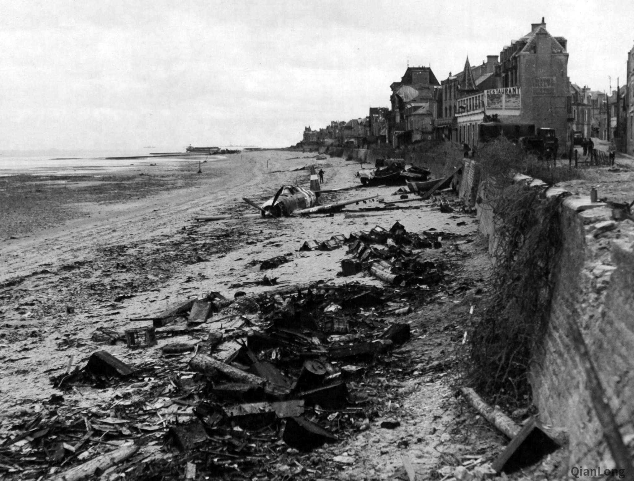 战后的诺曼底海滩工事和雷达成了美军工兵关注的焦点4