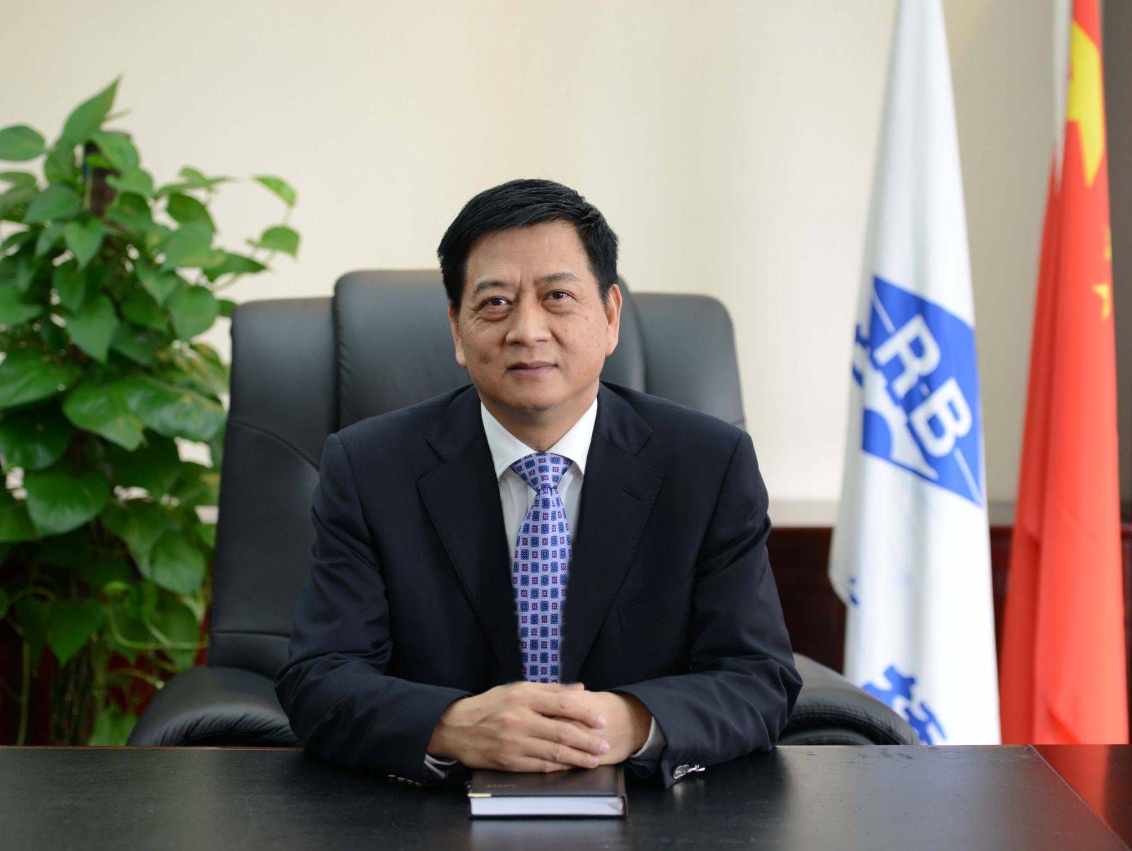 中国路桥党委书记董事长卢山培育具有国际竞争力世界一流企业