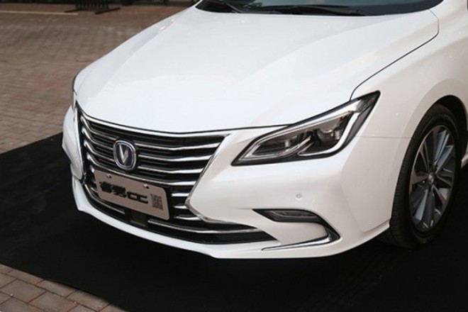 超高颜值过硬品质 静态体验长安睿骋cc