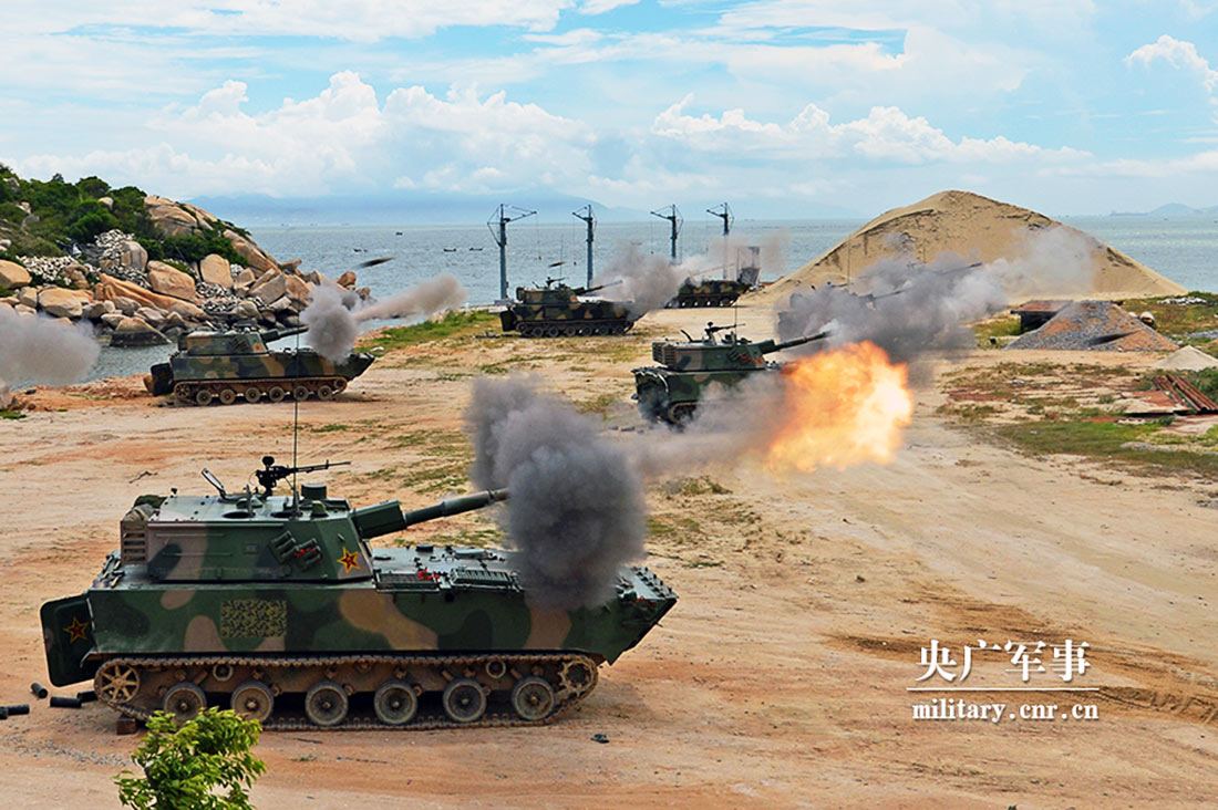 炮兵分队对敌目标实施火力打击