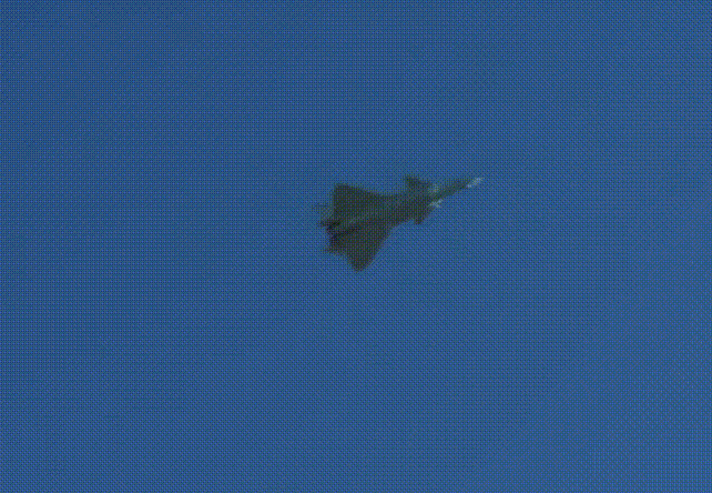 造型仿佛外星战机一组动图看歼20列装作战部队后画面