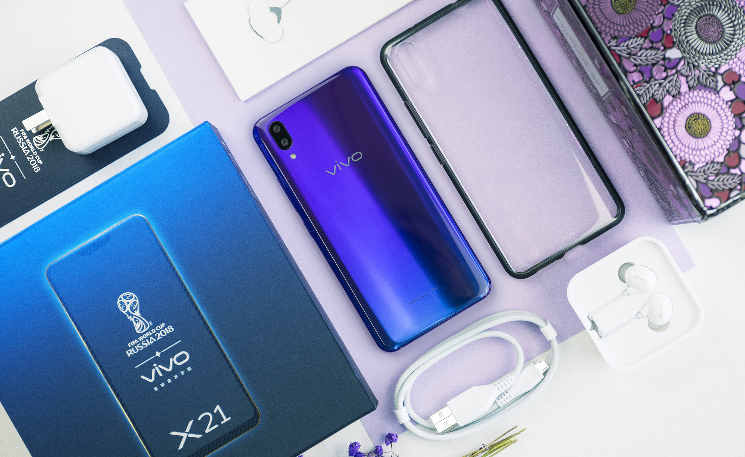 vivo x21魅夜紫到底长啥样:蓝紫渐变