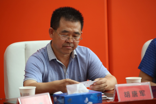 主要负责人,全国信息化体系项目建设专家工作组主要负责人胡唐军提出