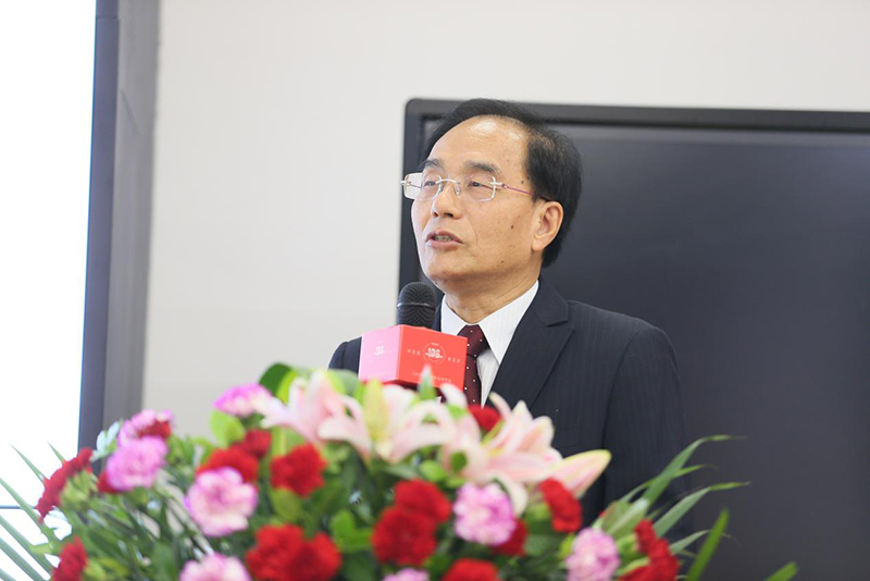 夏普社长戴正吴