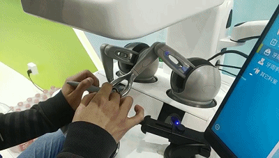 动图新闻|全国双创周北京会场高科技“动”起来