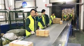北京邮政智能分拣：只需4分钟 全程包裹不落地 