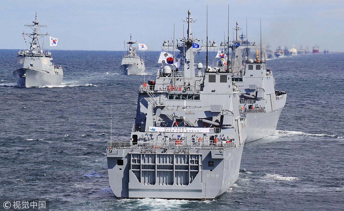 2018年10月11日,韩国在济州岛举行第三届国际阅舰式,共有46个国家派团