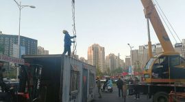 北京望京城管响应居民诉求拆除历史遗留违建