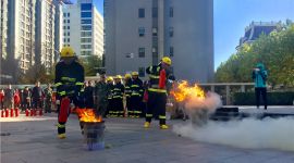 北京东城“119”宣传月消防知识进社区