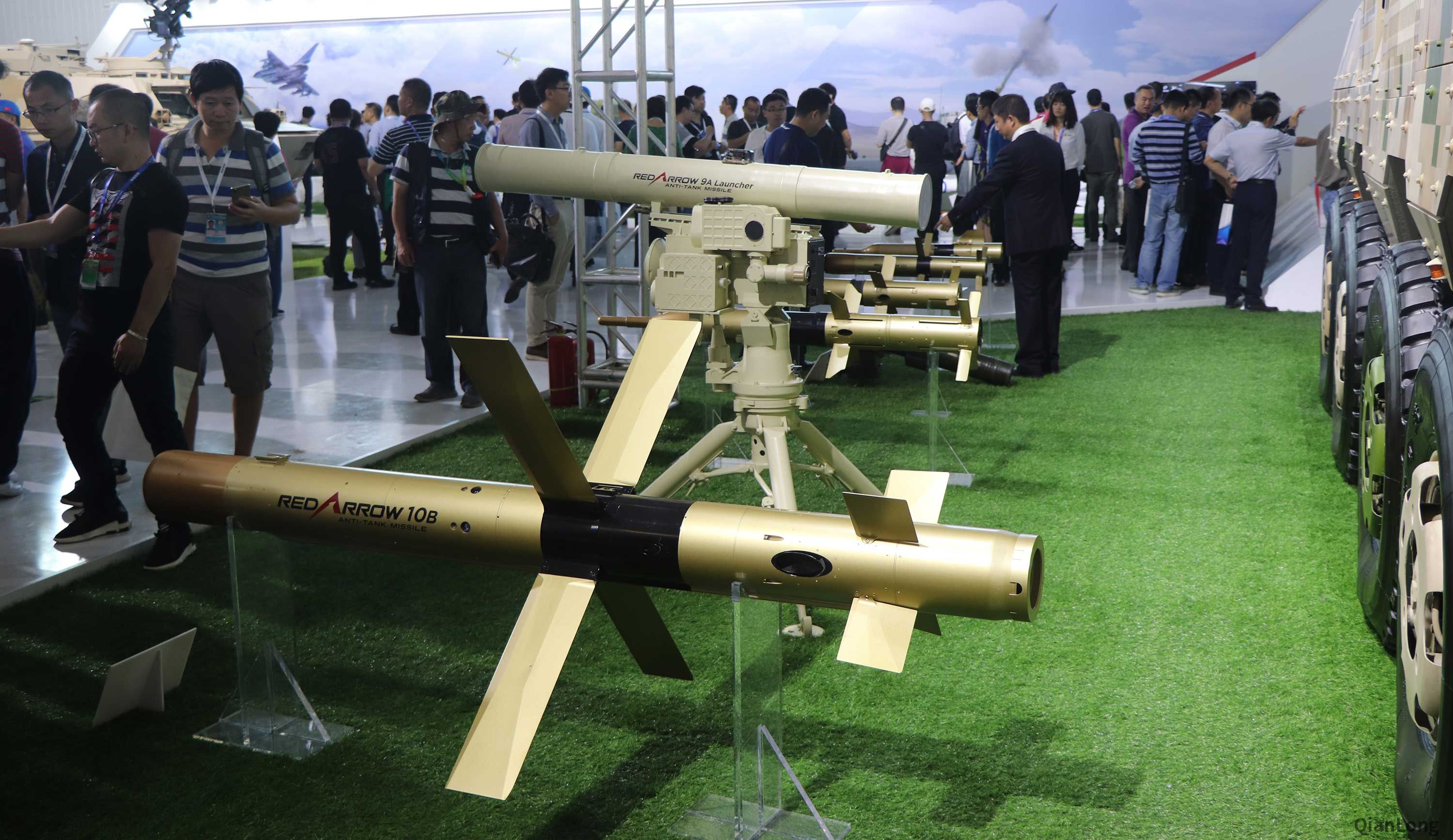 中国兵器工业集团展出多种武器弹药精确制导弹药成重点发展对象18