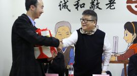 北京养老驿站有了“长者书屋”