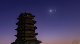 北京图见|京城天气晴好 可观“金星合月”