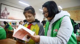 青年志愿者帮扶农村小学让爱心持续升温