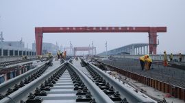 北京轨道交通新机场线全面铺轨
