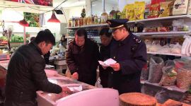 北京朝阳城管集中整治无照无证经营