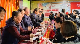 北京东城工商联采购对口扶贫地物资“送温暖”