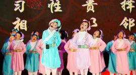 北航小学生与大学生同台诵读经典传承家国情怀