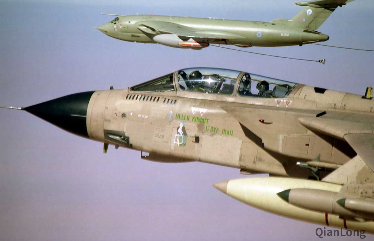参加行动的英国皇家空军帕那维亚"狂风"战斗机(panavia tornado),机