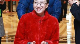 北京市第十三届政协委员前来报到