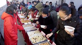 北京前门街道“草厂一家亲”共度邻里节迎新春