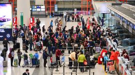 文旅部提醒春节出境游：注意安全文明守礼