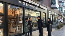 北京朝阳城管春节前保障环境秩序