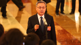 郭树清:采取更多措施支持民营企业和小微企业发展