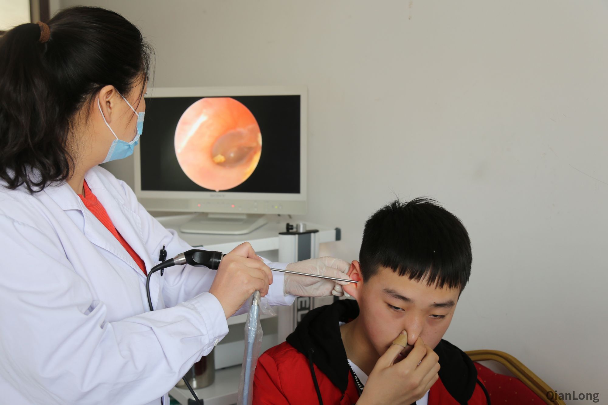 选鹰现场2019年度空军青少年航空学校招生定选在河北拉开帷幕5