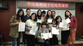 北京海淀带志愿者们一起“游览手绘学院路” 