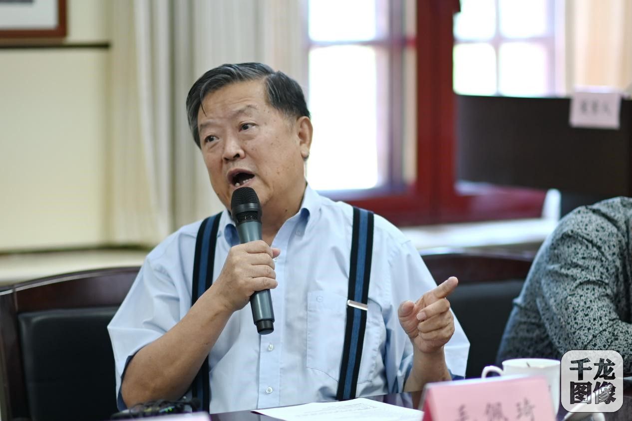 中国文物保护基金会历史文化专家委员会主任毛佩琦作主旨发言.