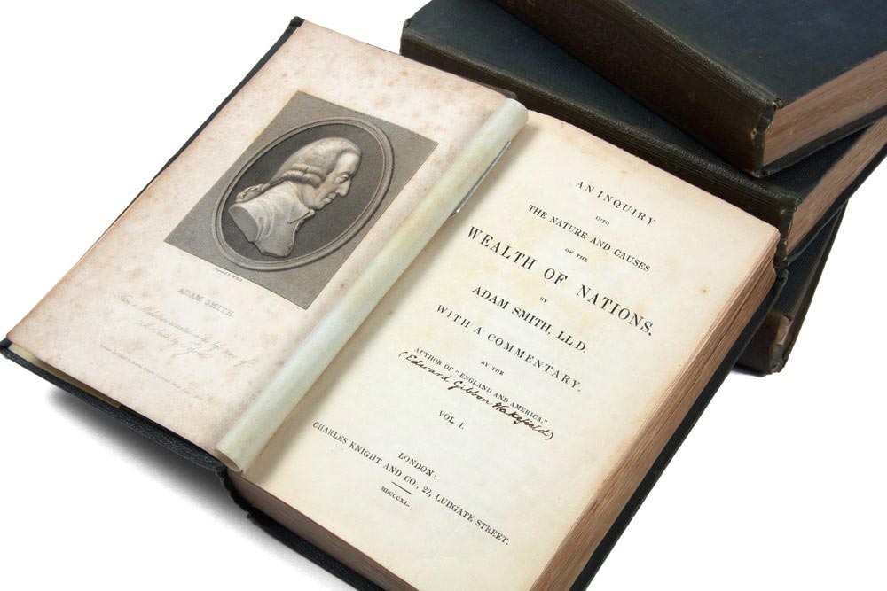 人民日报:亚当·斯密在悄悄流泪 看清美国某些政客的伪善