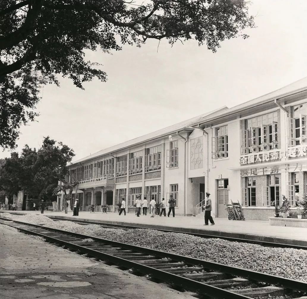 世纪80年代初期深圳20世纪50年代宝安县看看深圳这座城市的变化我们用