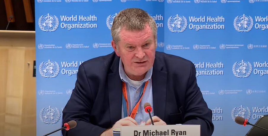 世卫组织卫生紧急项目负责人迈克尔·瑞安表示,过去六个月,中国在应对