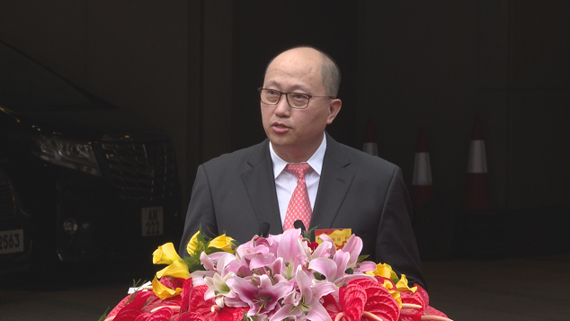 驻港国安公署署长郑雁雄坚决依照法律规定履行维护国家安全职责