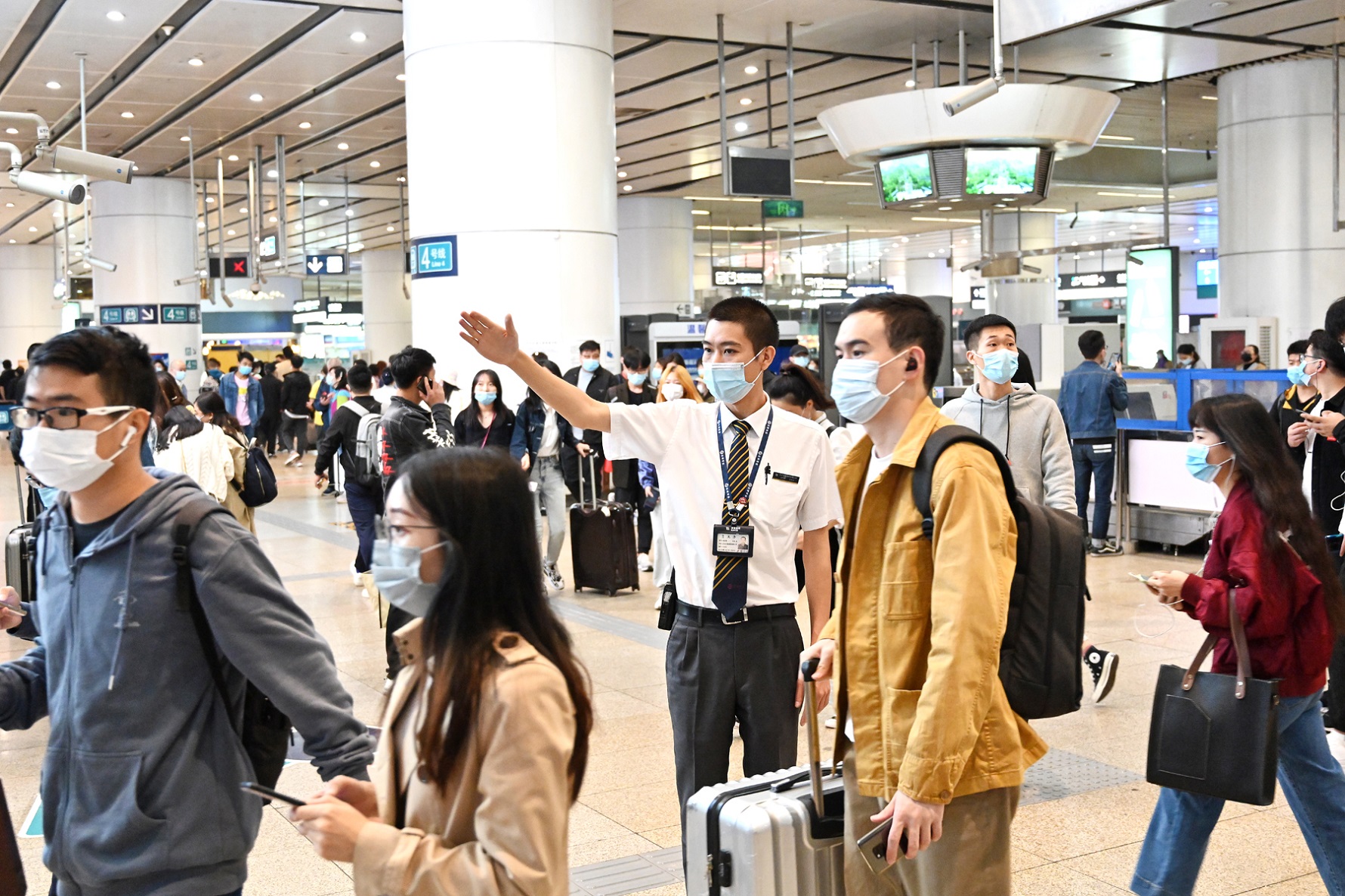 国庆中秋假期期间京港地铁所辖各线客运量共计9259万人次