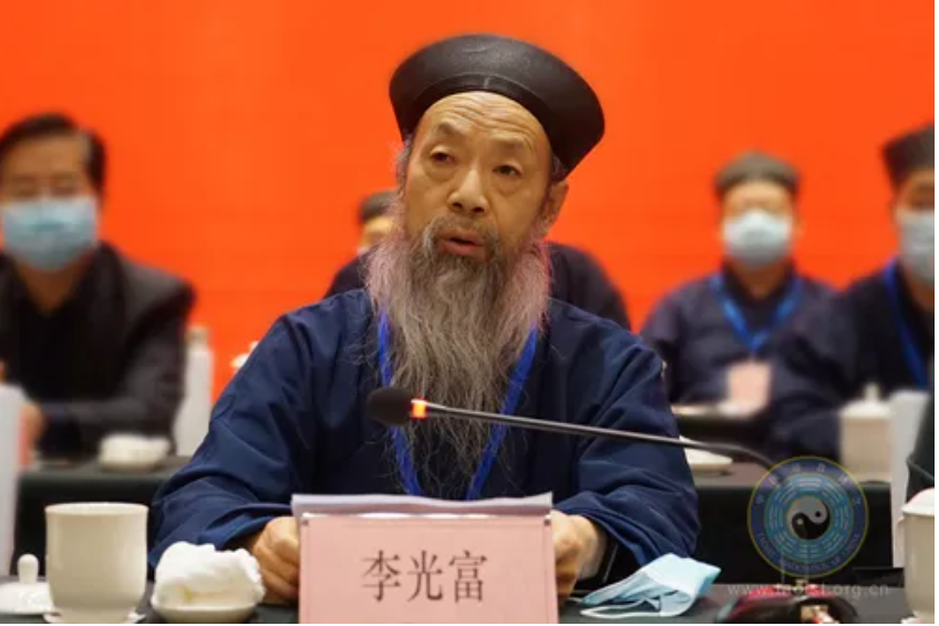 李光富会长讲话张高澄副会长主持闭幕式袁志鸿副会长发言张明心副会长