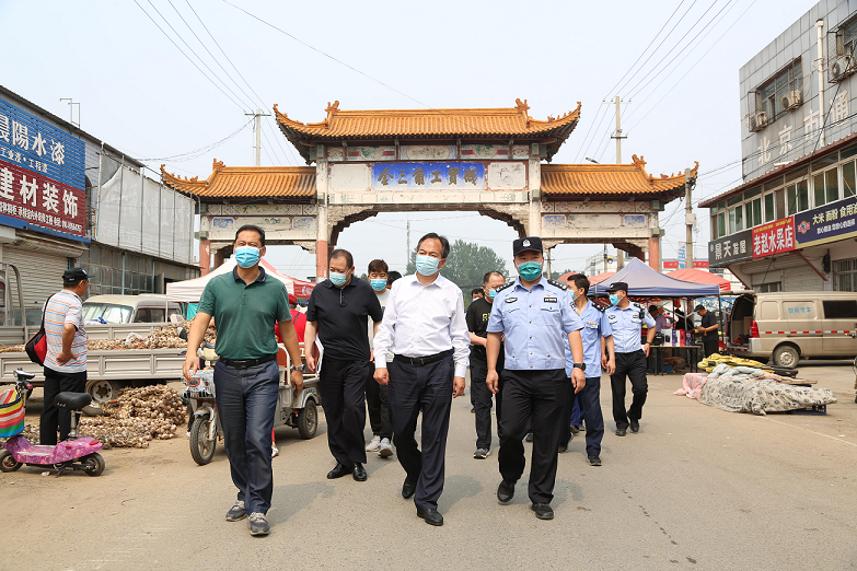 街乡吹哨部门报到持续推进整改确保平安有序通州区领导赴漷县镇开展