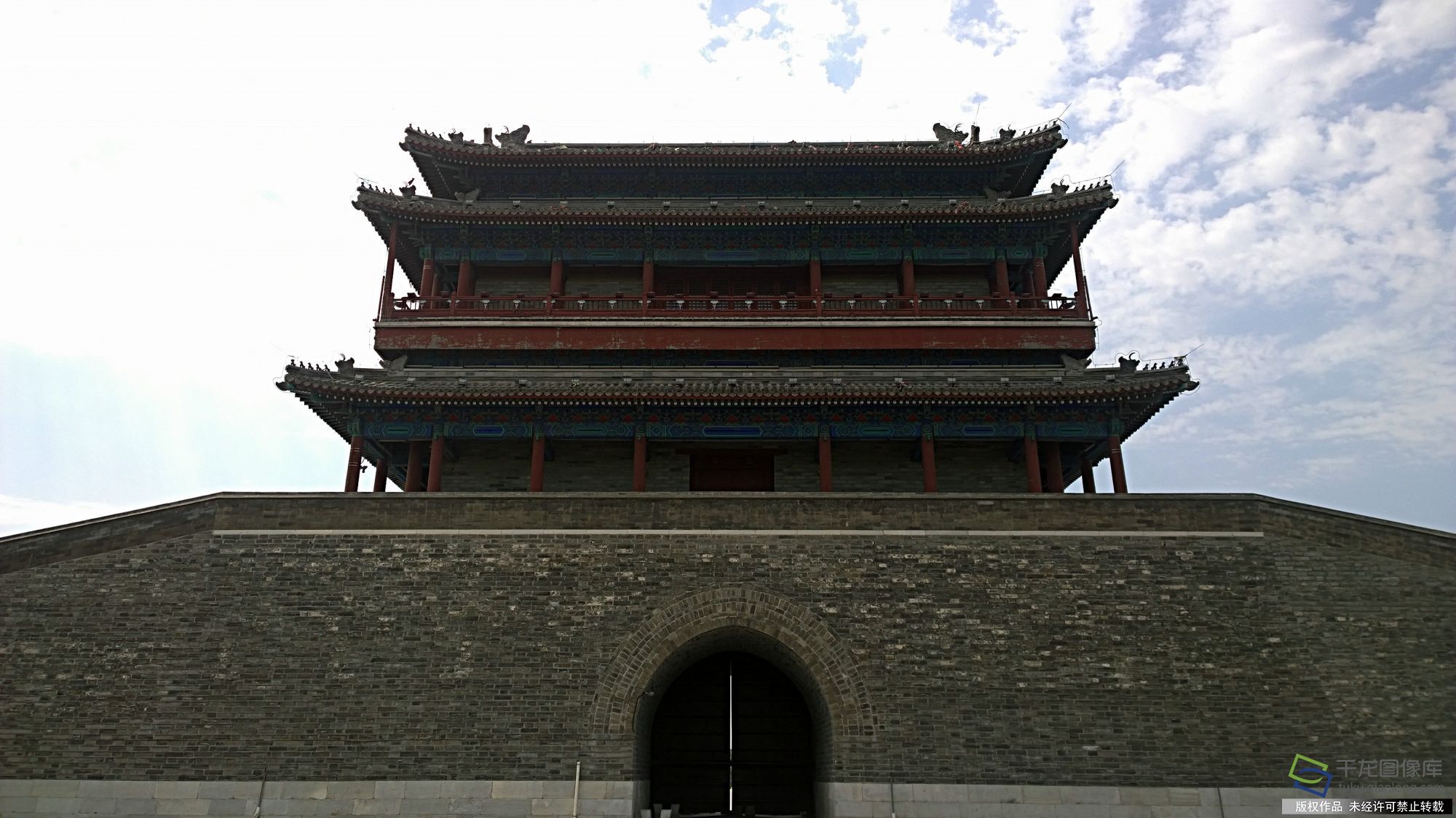 北京永定门公园扮靓南中轴线