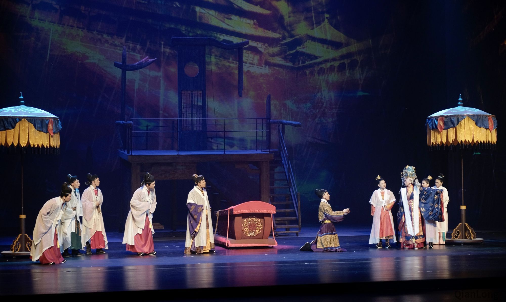 视频构建新武侠时空舞台剧两京十五日与首都观众见面