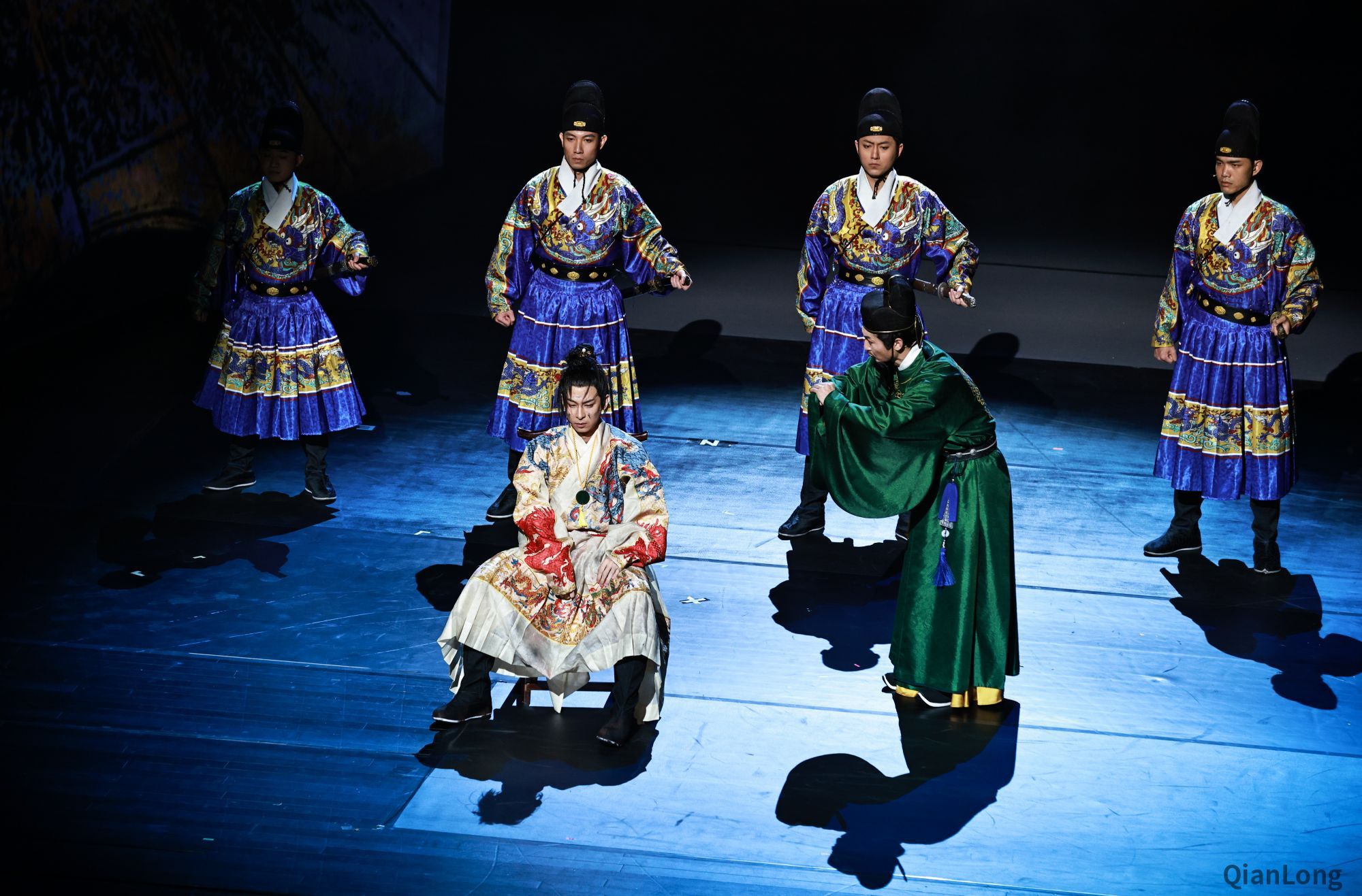 视频构建新武侠时空舞台剧两京十五日与首都观众见面