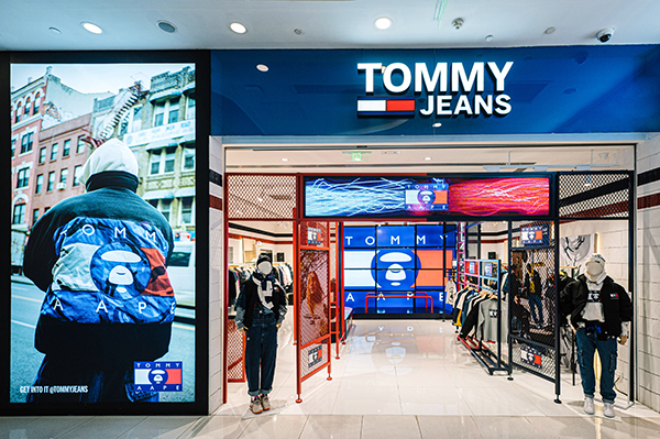 tommyjeans携手aapebyabathingape03再度推出胶囊合作系列